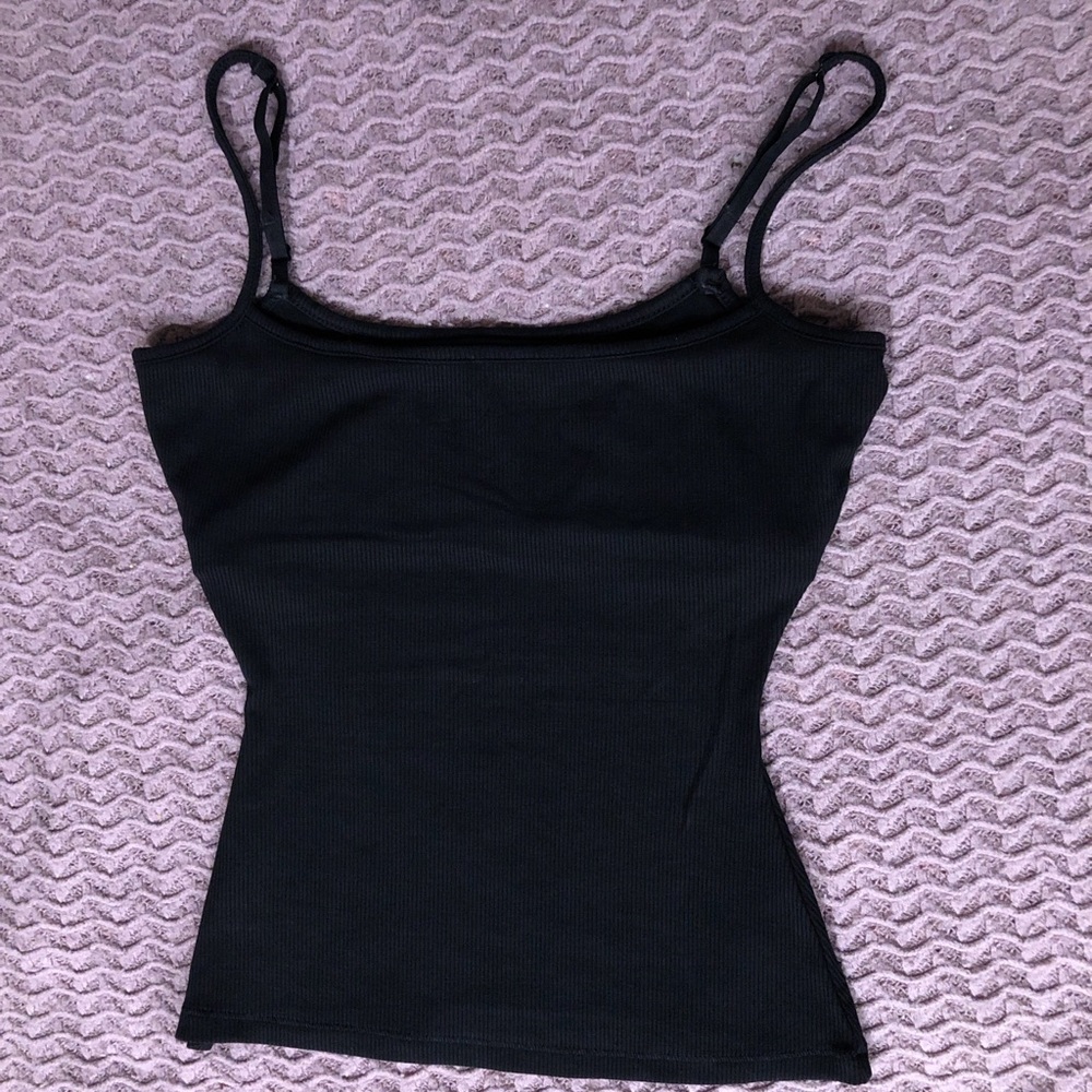 SKIMS Cami Top in Onyx